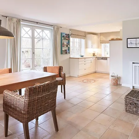 Haus Auswanderer Holiday home Nieblum