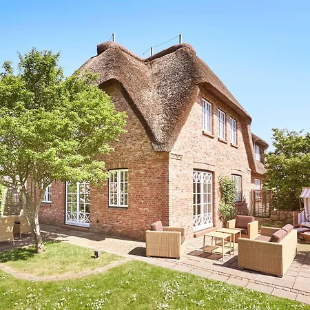Holiday home Haus Auswanderer